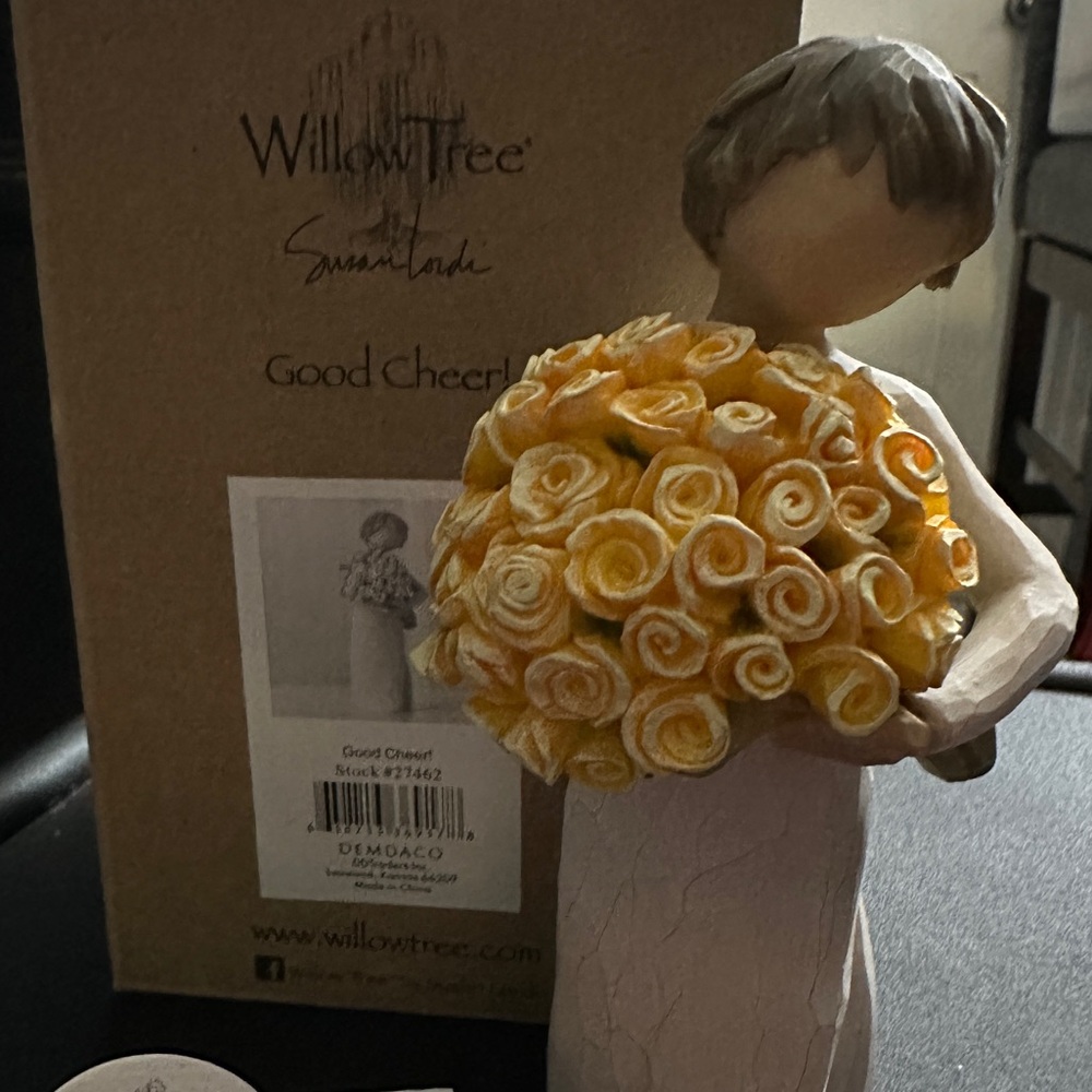 Willow Tree “Good Cheer” statue